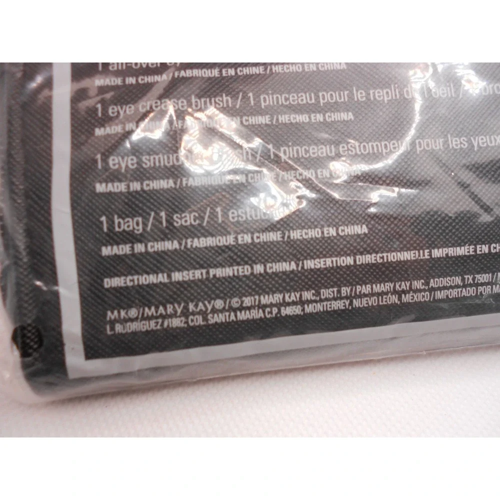 Mary Kay 5 Piece Makeup Brush Set with Zipper Case Sealed‎ 2017